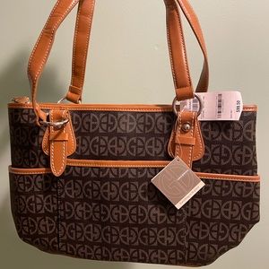 Giani Bernini Womens Block Signature Bag